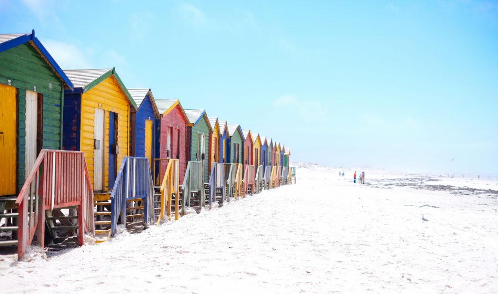 Bunte Strandhäuser in Muizenberg