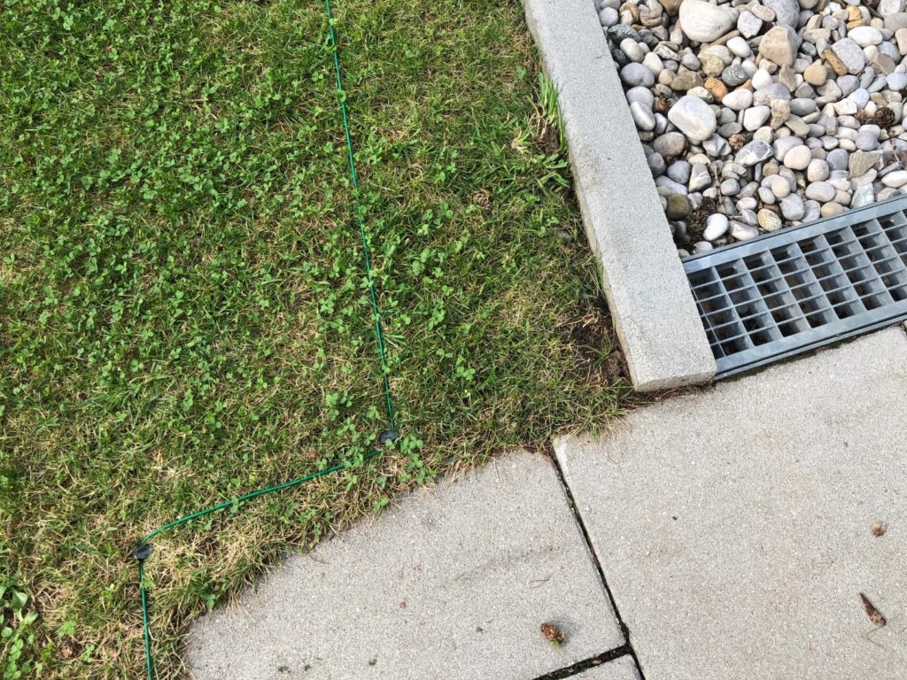 Begrenzungskabel bei Übergang zu Bodenebenen Bodenplatten