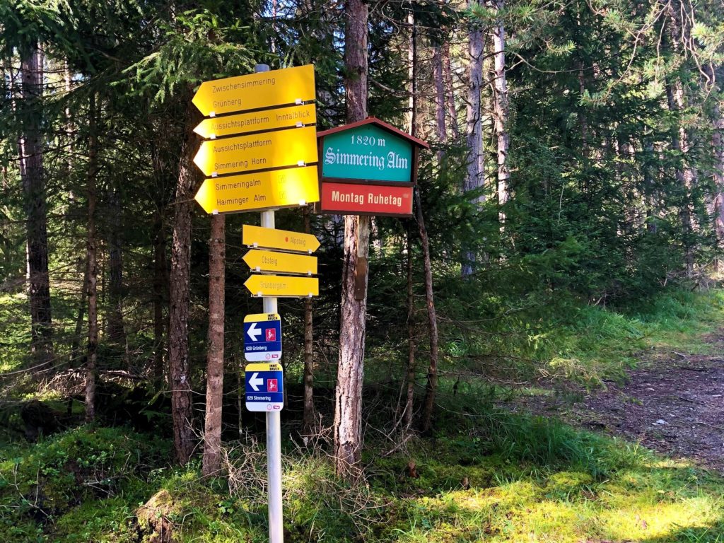 Von der Talstation des Grünberg Lifts den Alpsteig entlang