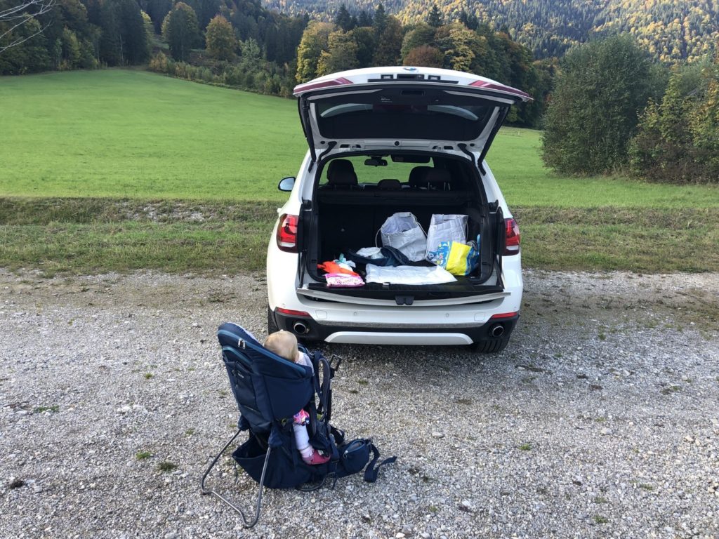 Wickelstation bei Ankunft im Tal