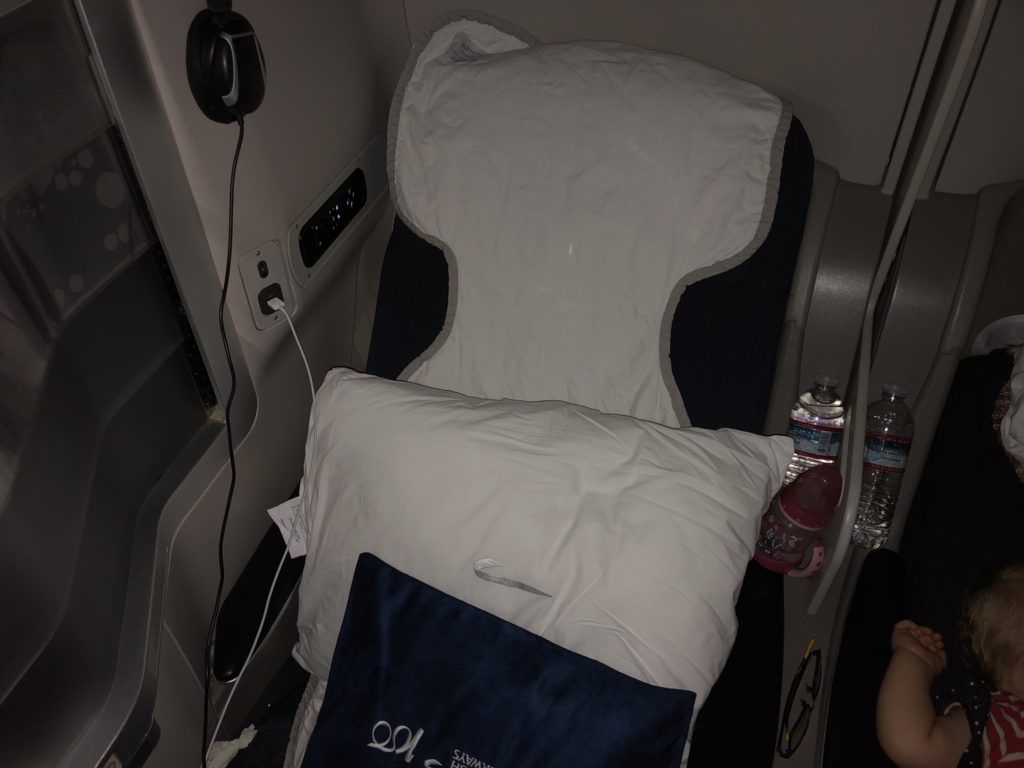 Bettauflage mit weichem Kissen in Club World - British Airway
