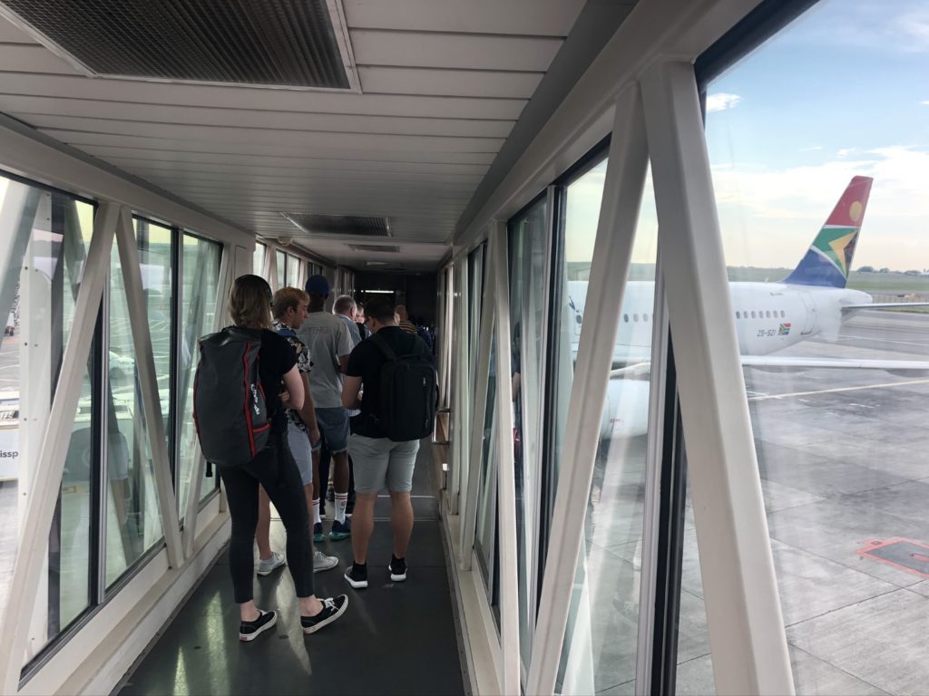 Boarding South African Airlines Flug von Johannesburg nach Kapstadt