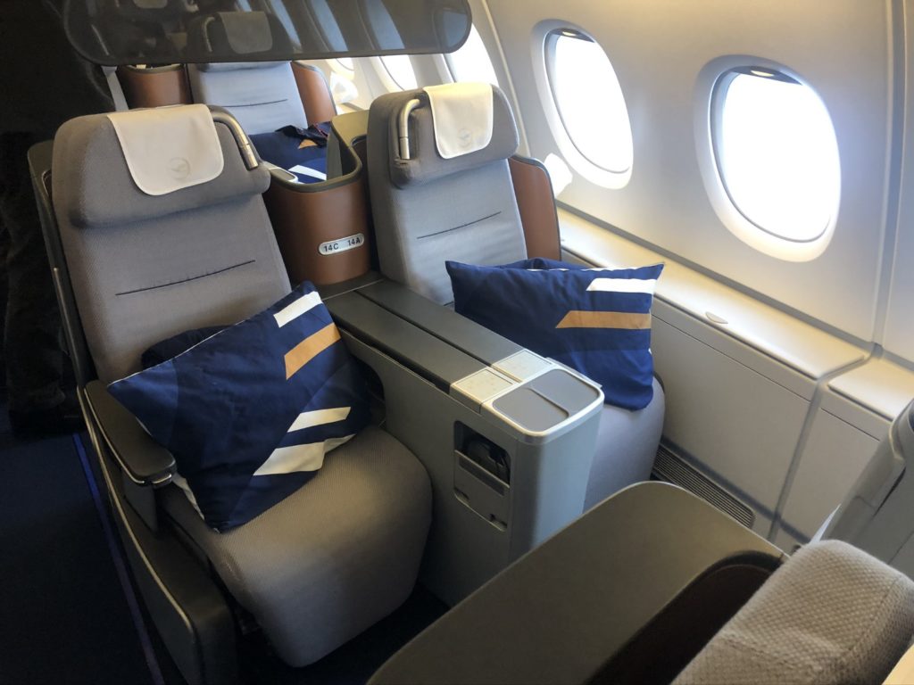 Lufthansa Business Class von 2012 - Schönes Design aber nicht mehr zeitgemäß