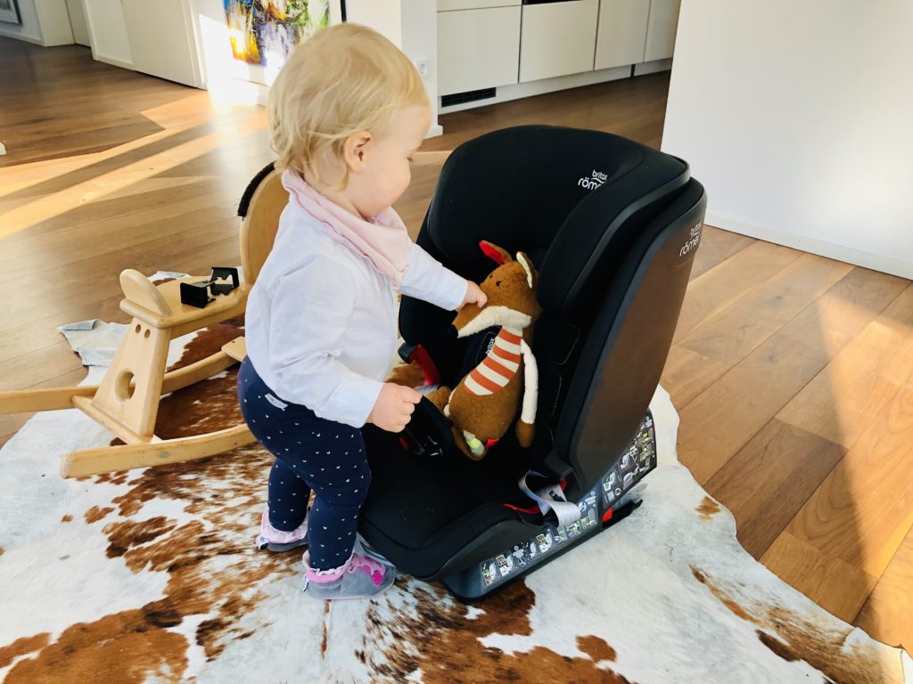 Probesitzen im Britax Römer Advansafix Z-Line