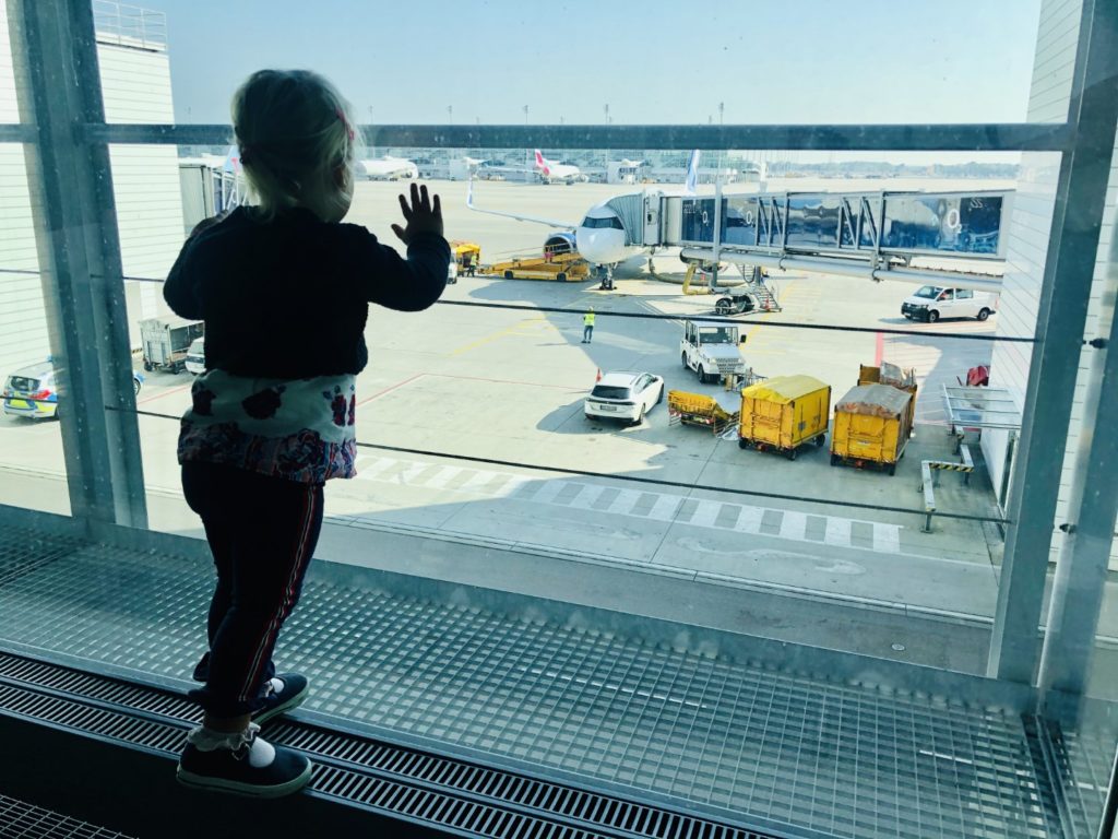 Dem Flugzeug so nahe Aegean Airbus A320NEO
